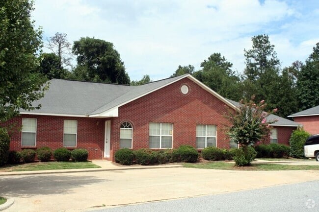 Building Photo - Northpointe - 3 bedroom 2 bath Unit 1200 Rental
