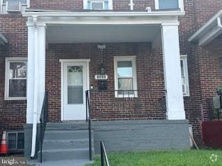 Building Photo - 1816 N Ellamont St Rental