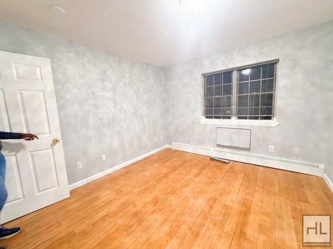 Photo - ST MARKS AVENUE Unit #3