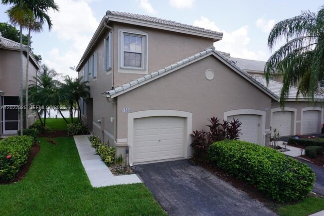 1868 Salerno Cir