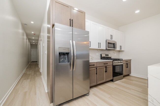 Photo - 1058 N Central Park Ave Unidad 1