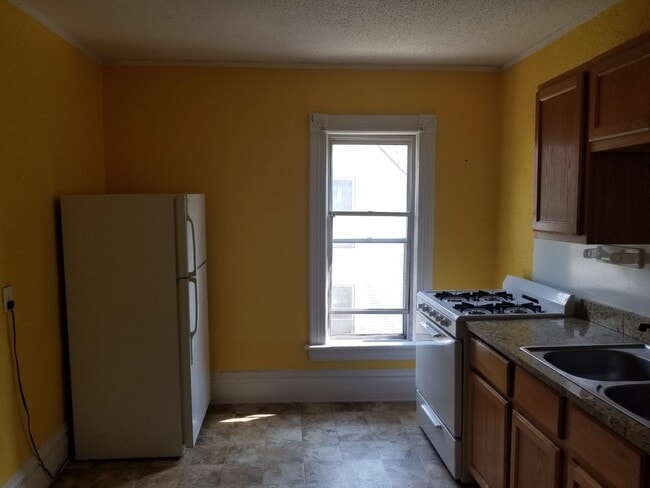 Photo - 161 Union Ave NE Unit Apt # 2