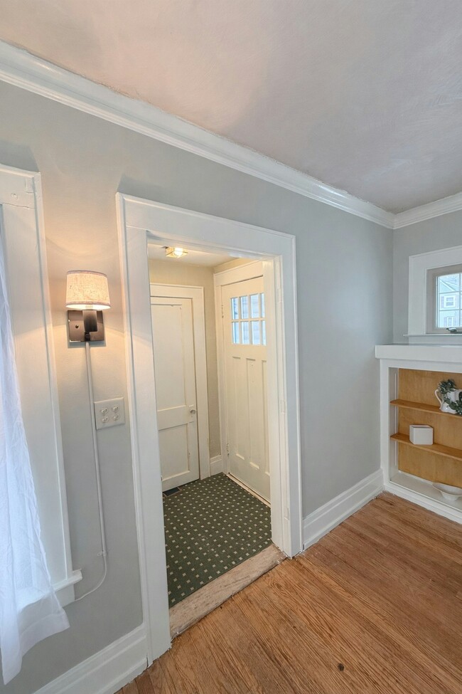 Photo - 721 Salt Springs Rd