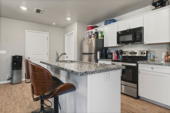 Photo - 3 Bed 2 Bath in Heart of Lubbock