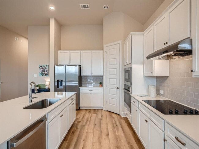 Photo - 1220 Highland Ridge Rd