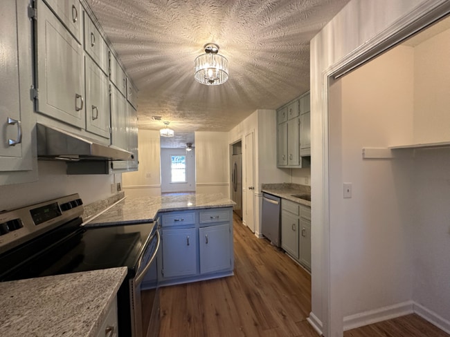 Photo - 5170-5172 Ridge Forest Dr Unidad 5172