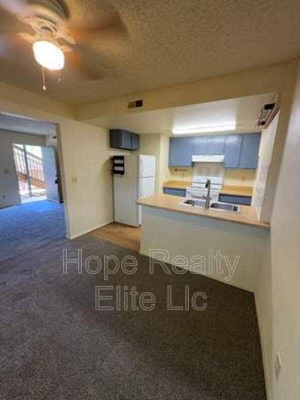 Photo - 2544 King Ct