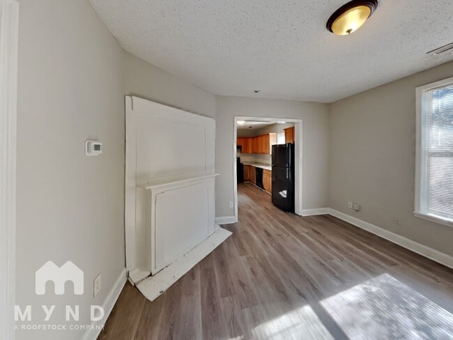 Photo - 1708 Evans Dr SW