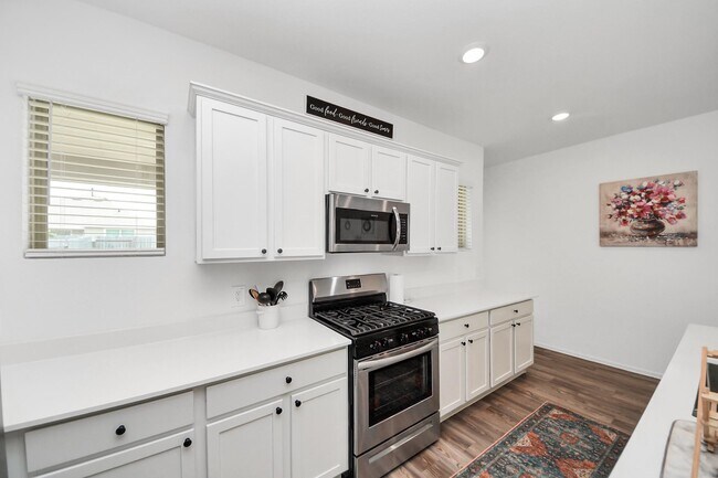 2947 Palominos Wy