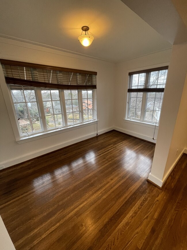 Sunroom - 1305 31st St S Unit 301