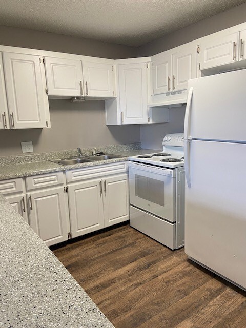 Village Gardens Apartments For Rent in Claycomo, MO | ForRent.com