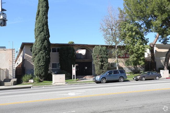 Building Photo - 9919 De Soto Ave