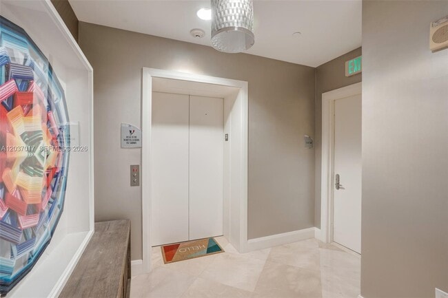 Building Photo - 17121 Collins Ave Unit 3304