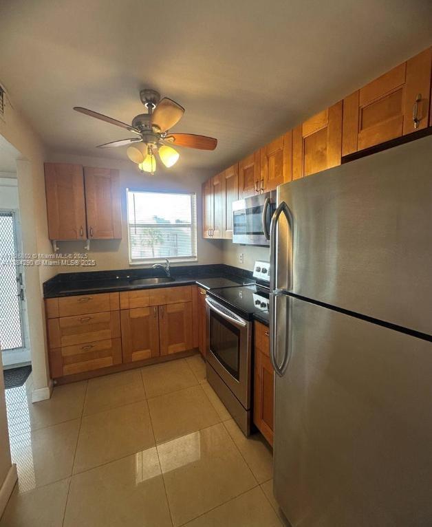 Photo - 8400 Sunrise Lakes Blvd Unidad 310