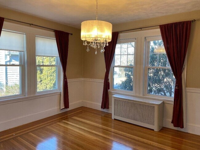 Photo - 28 Theresa Ave