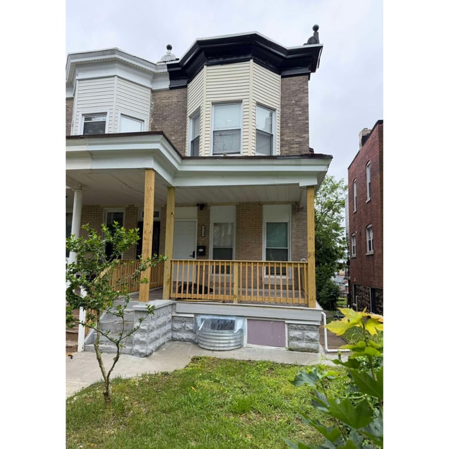 Building Photo - 3113 Presbury St Unit BC  W/Bath Available $800