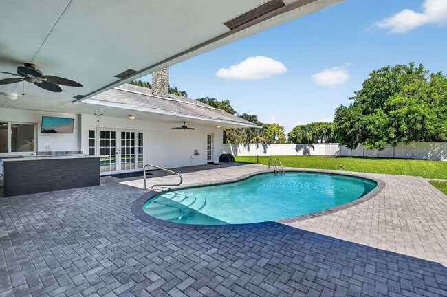 Photo - 1599 NW 14th Ave