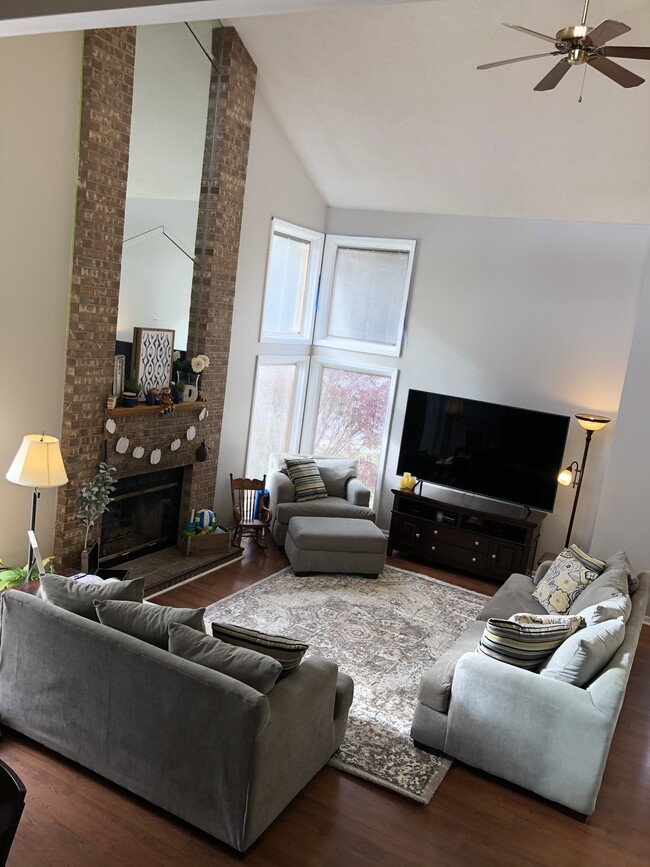 Living room on the main floor - 5119 S 164th St Casa