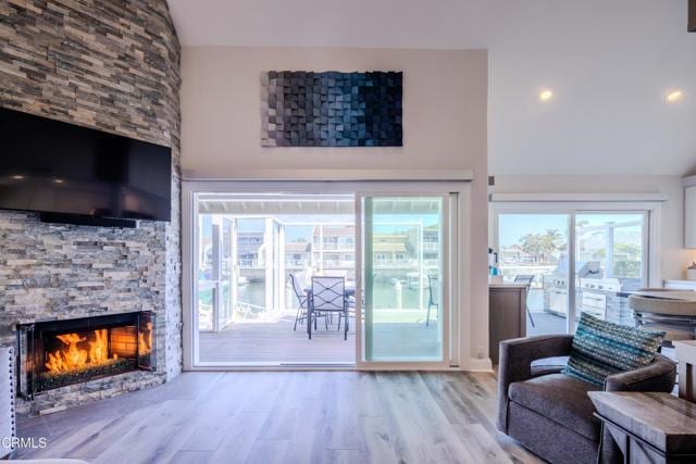 Photo - 4511 Gateshead Bay