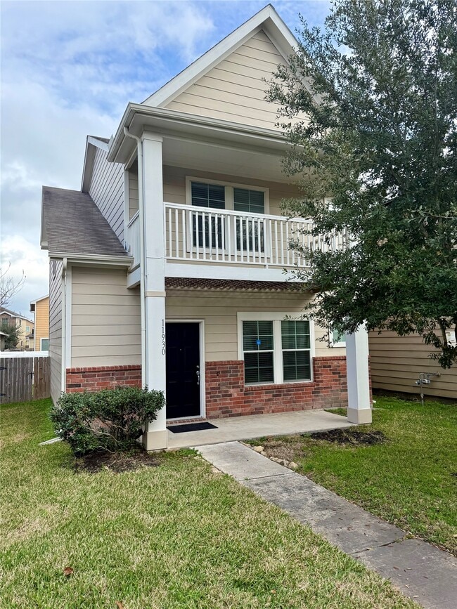 Building Photo - 11930 Jelicoe Dr