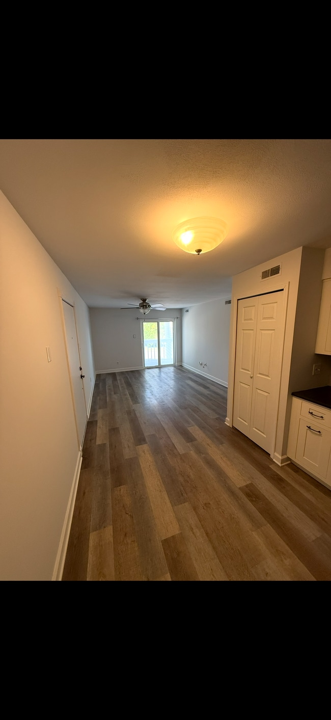 Photo - 645 S Kirkwood Rd