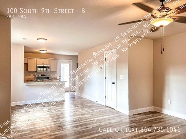 Building Photo - 100 S 9th St Unit B