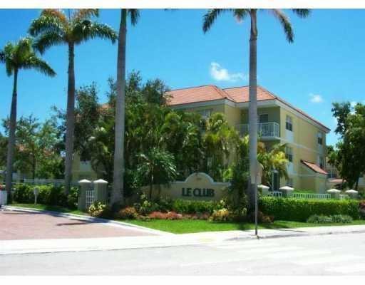 Photo - 8660 SW 212th St Condo