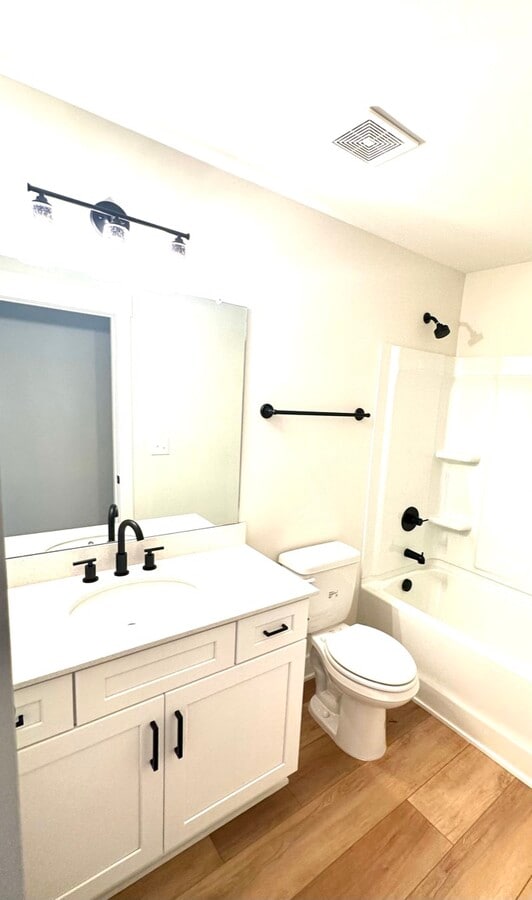 Photo - 338 Woods Rd