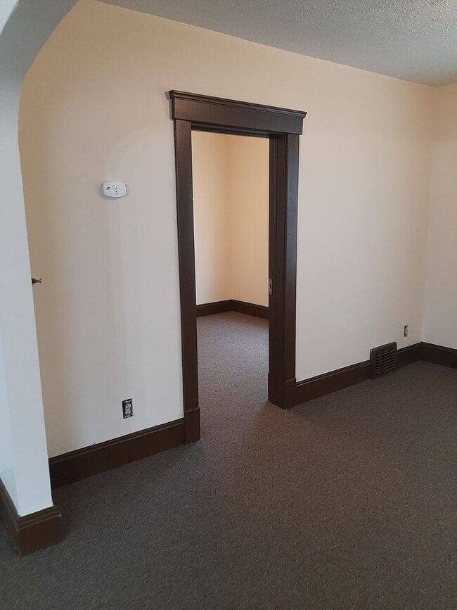 Photo - 2 bedroom with appliances Unit Up