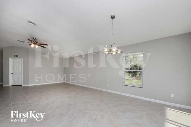 Photo - 1490 Paramount Ave SE