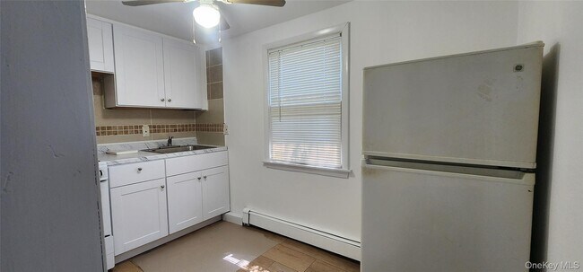 Photo - 231 West Ave