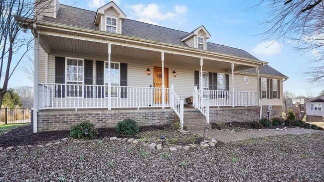 Photo - 649 Charles Ln