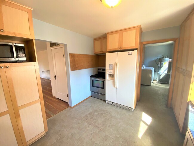 Photo - 3709 N Orchard St