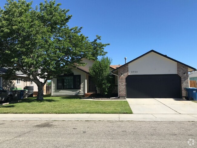 Building Photo - West Boise 3 bedroom, 2 bath home for rent