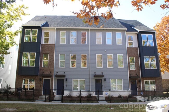 Building Photo - 1340 Hamilton St