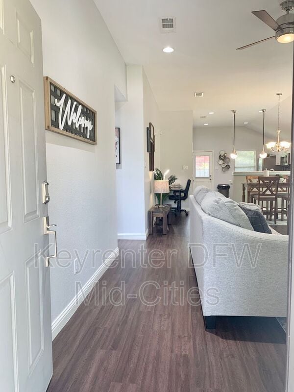 Photo - 3532 Toronto St