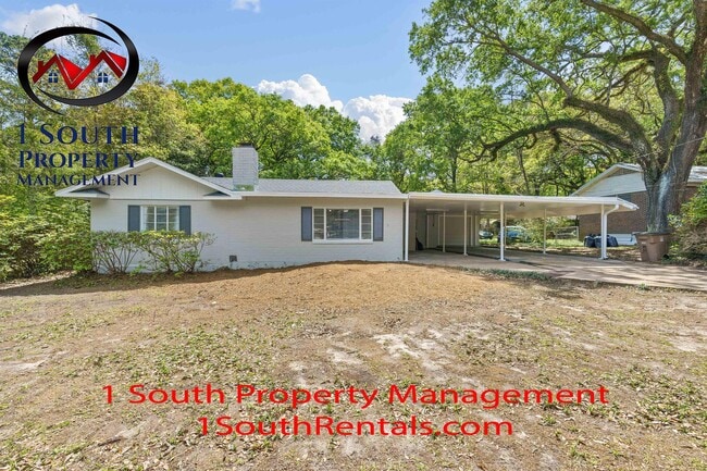 Photo - 3875 Hawthorne Dr