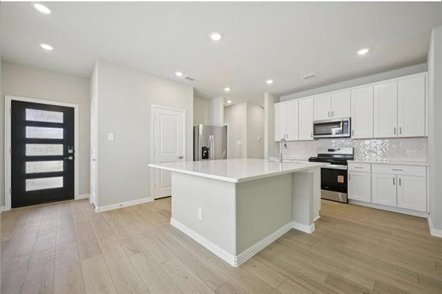 Photo - 518 Clover Crk Dr