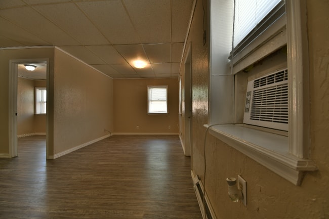 Photo - 808 W Cypress Ave Unit 2