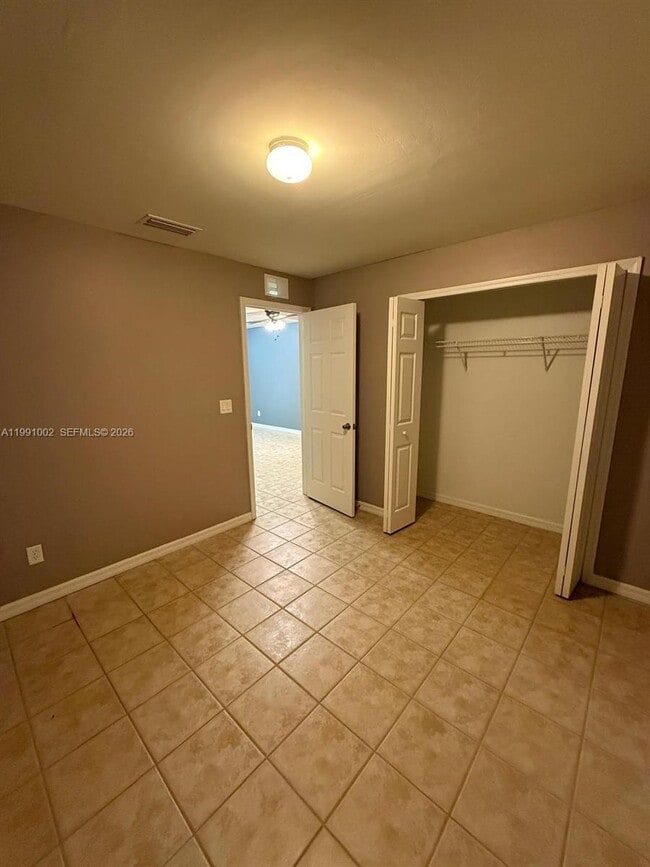 Photo - 4412-4426 26th St SW Unidad 0