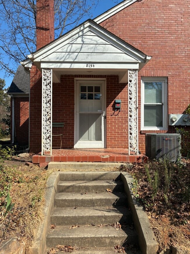 Photo - 815wj Unit 815 & 1/2