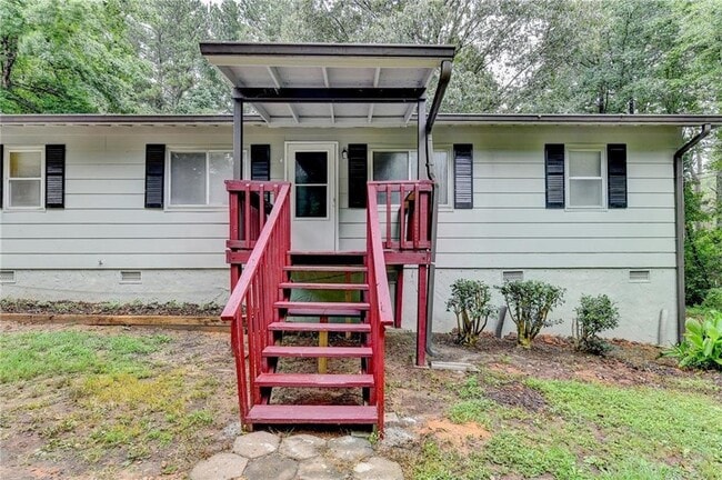 103 Dogwood Ln