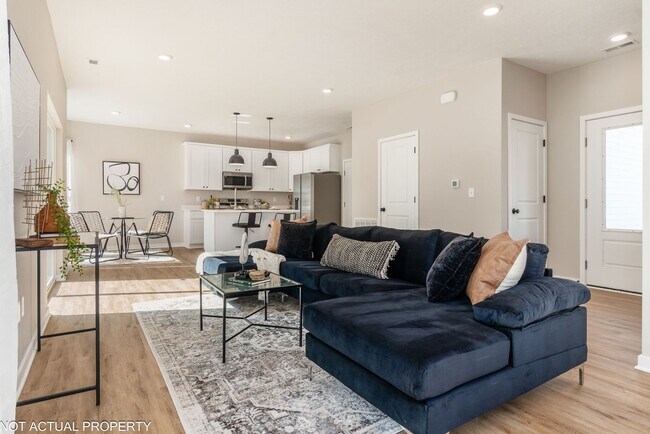 Photo - 429 Postle Blvd