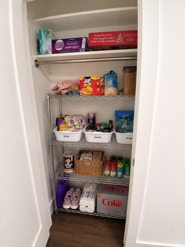 Photo - 724 W 1720 N