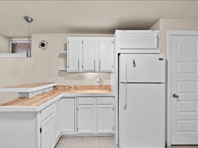 Photo - Beautiful 3 bedroom home!