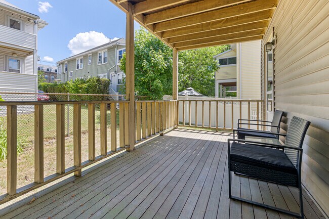 Photo - 27 Murray Hill Rd Unit 2
