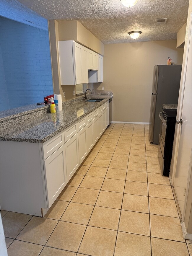 14314 Quiet Town Ln