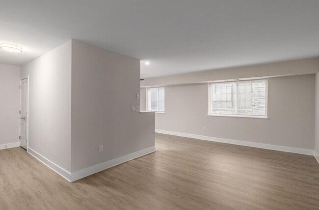 Photo - Westfield Apartments