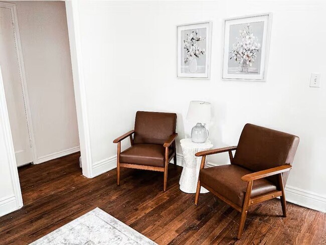 Photo - Iowa Unit Iowa Upstairs