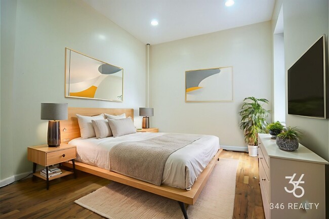 Photo - West 184th Street Unit 32